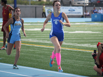 2014-04-26 - Alissa in the 800 (or 1600)